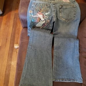 True religion embroidery